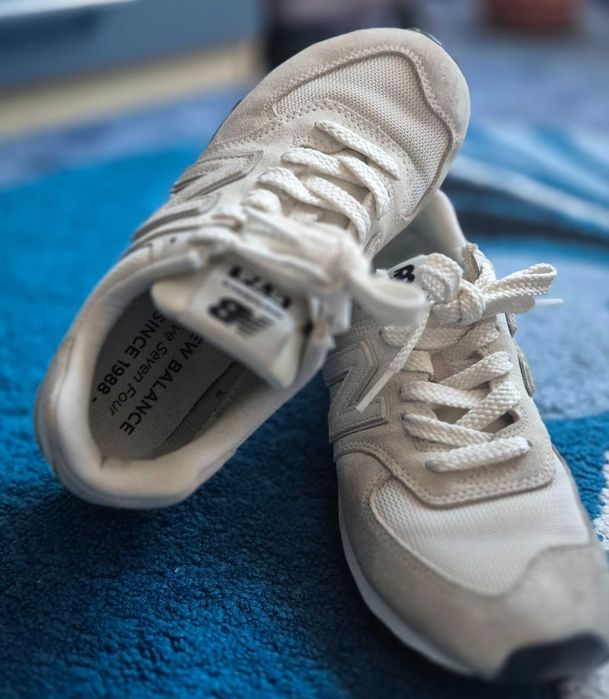 New Balance 574 – Cream/Beige – EU 38