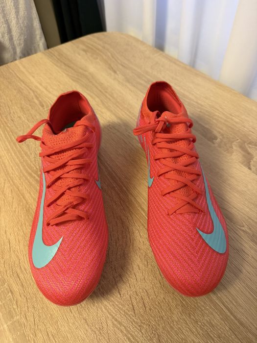 Vand Ghete fotbal marimea 44 Nike MERCURIAL  PRO!