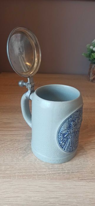 Ретро немски керамични халби