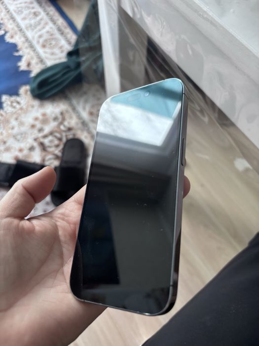 Iphone 14 pro требуется замена акб