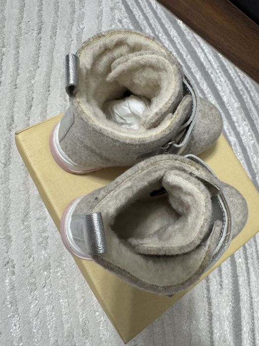 Продам валенки для девочки