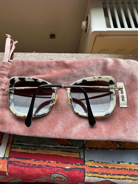 Слънчеви очила Miu Miu