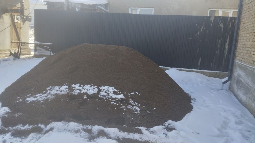 Доставка сыпучих материалов пгс глина итд