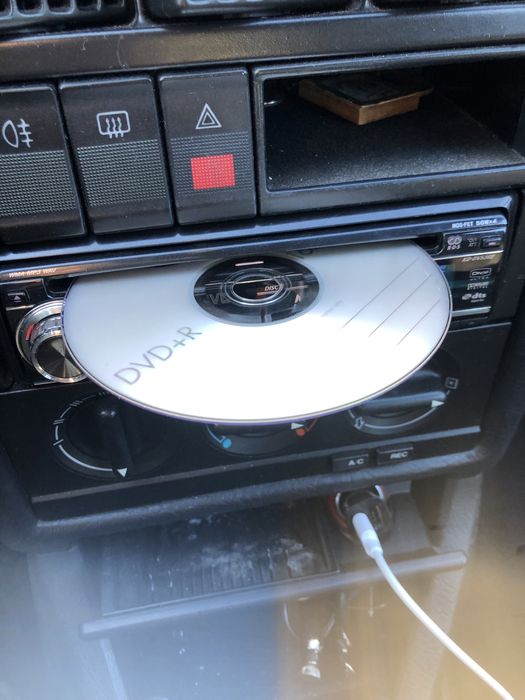 Продавам сд.двд.jvc