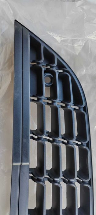 Grila Opel Astra J fata