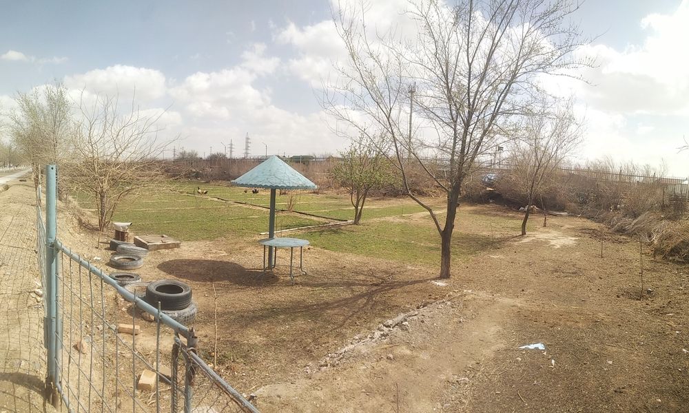 Hovli sotiladi hamma sharoitlari bor