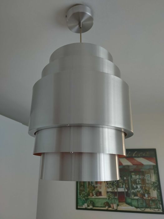 Полилеи висяща лампа