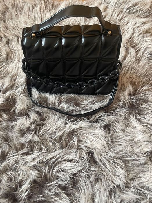 Чисто нова чанта