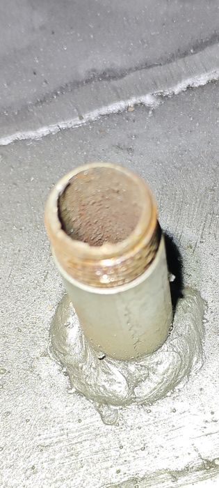 Титан               .