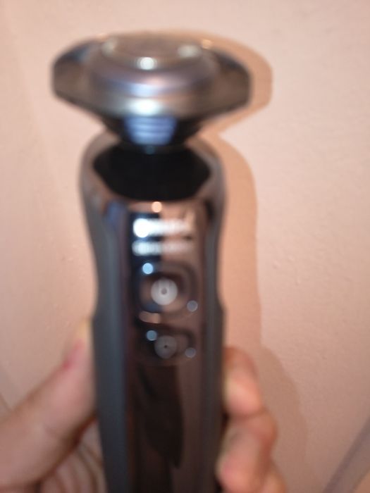 Aparat de ras Philips seria 6000