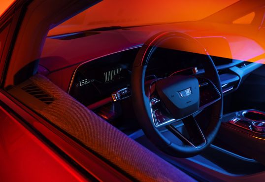 Cadillac Optiq новый