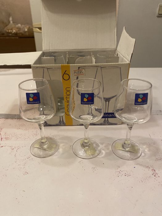 Рюмки . Французское  стекло.