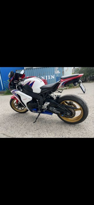 Honda 1000 rr fireblade sc59 2009