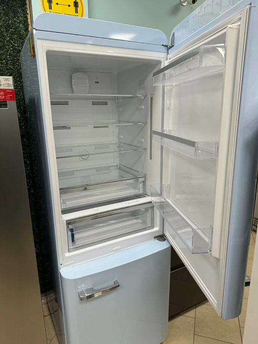 Хладилник с фризер Smeg 50's Style FAB38RPB5