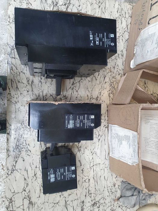 Автоматичен прекъсвач