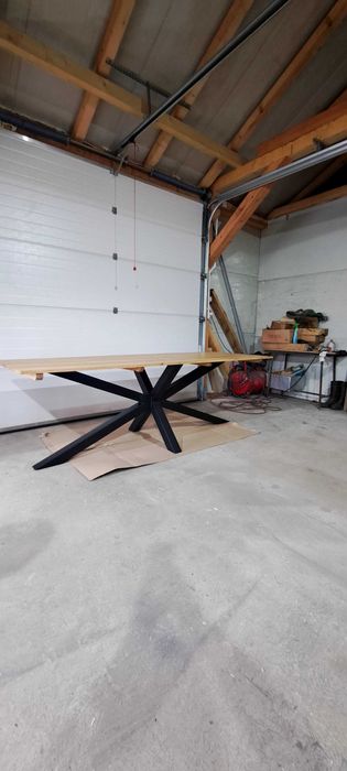 Masa stejar cu picioare geometry