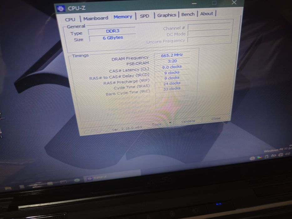 Продам ноутбук работает