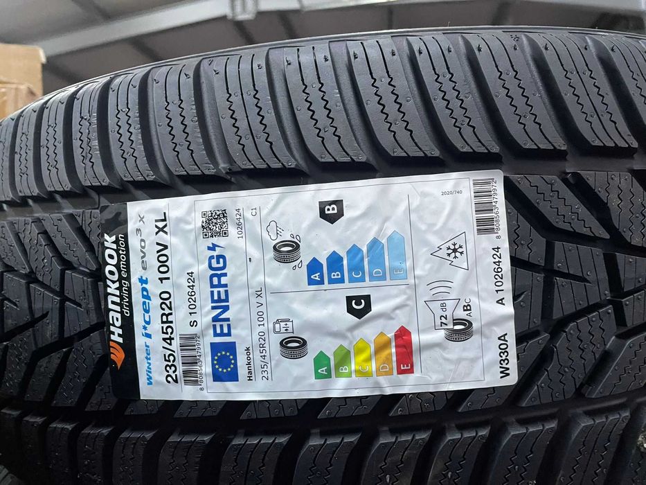 Jante Mercedes Glb Gla W247 Anvelope  vara noi Continental 235 45 20