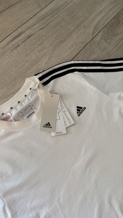 Tricou Adidas Originals Stripes nou
