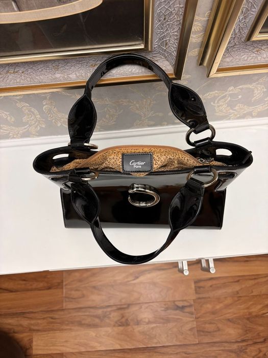 Брендовая  сумка  кожанная