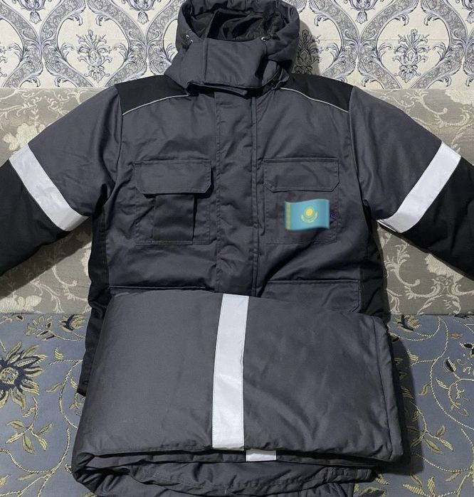 Продаётся Зимняя Спецодежда!