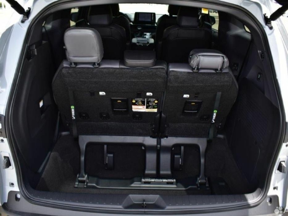 Toyota Sienna Минивен 7 мест Комфорт Трансфер Поездки Экскурсии Туры