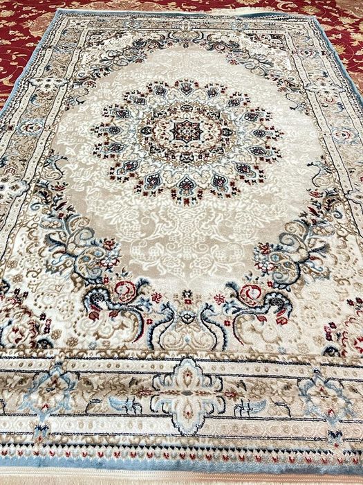 Продаются ковры новые и бу