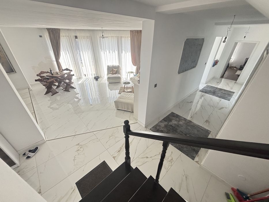 Vand casa noua Mosnita 330000 euro