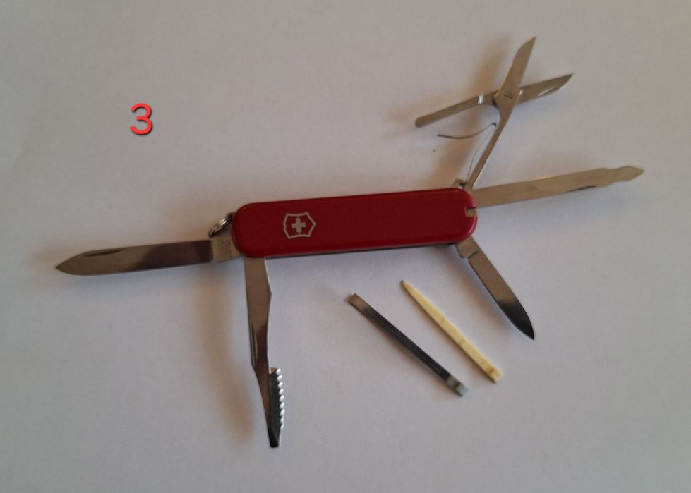 Продавам Victorinox