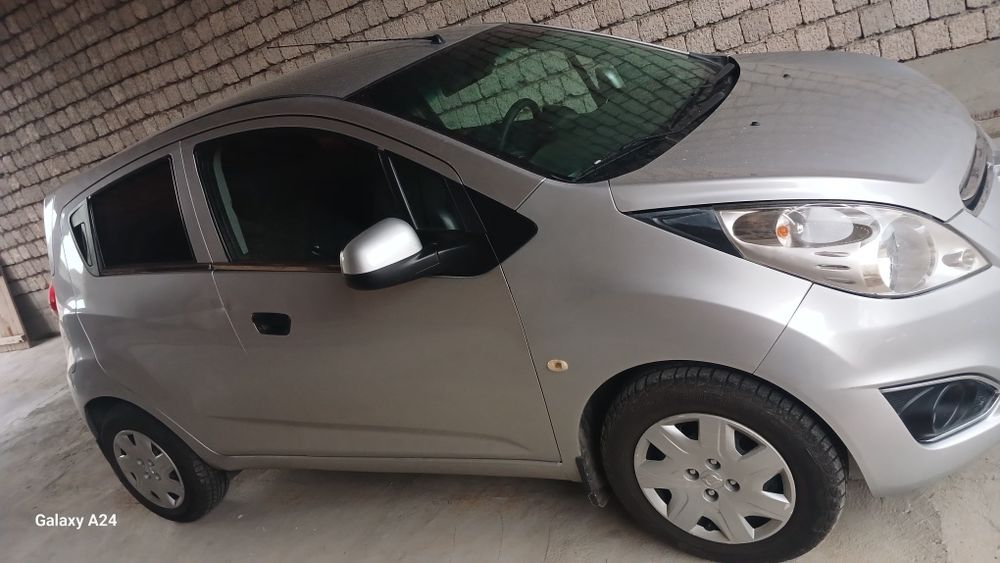 Chevrolet Spark 2015 — 2