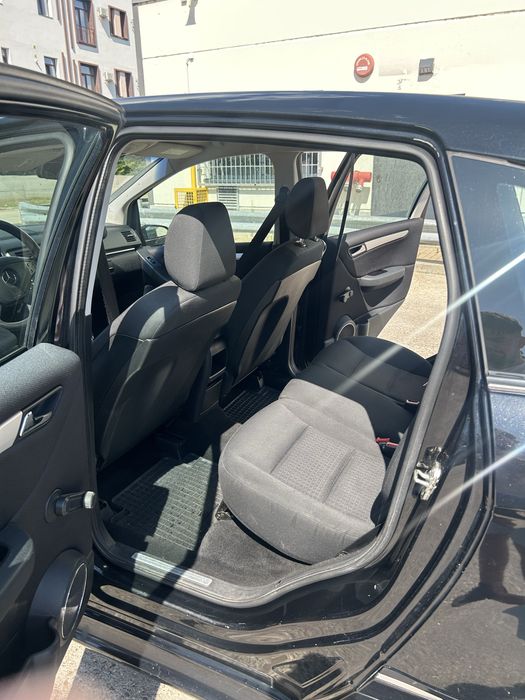 Mercedes-Benz B 200 (W245) – Stare Impecabilă