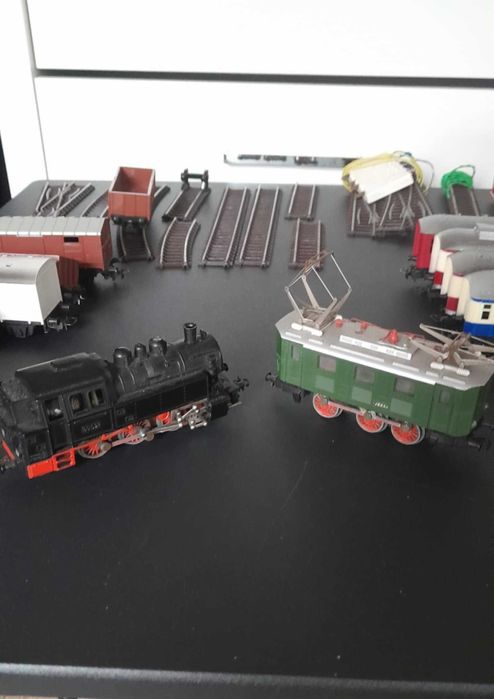 tren electric  de colectie                                       .