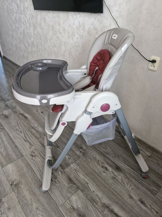 Продам  стульчик для кормления