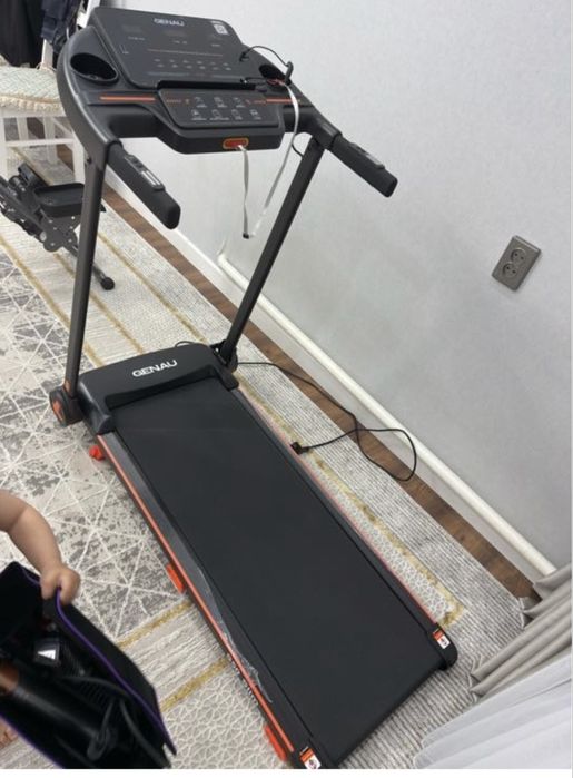 Беговая дорожка продам