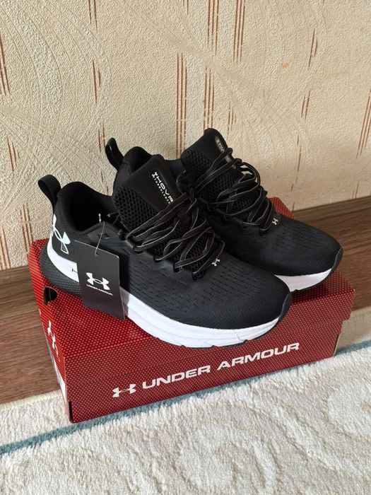 Кроссовки Under Armour