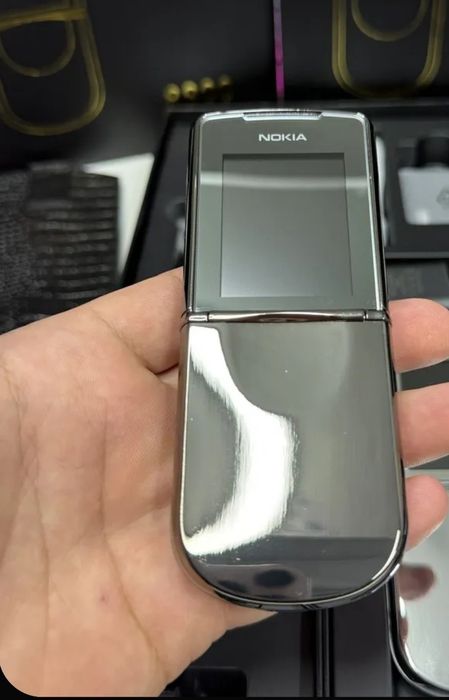 Продам телефон Нокиа 8800