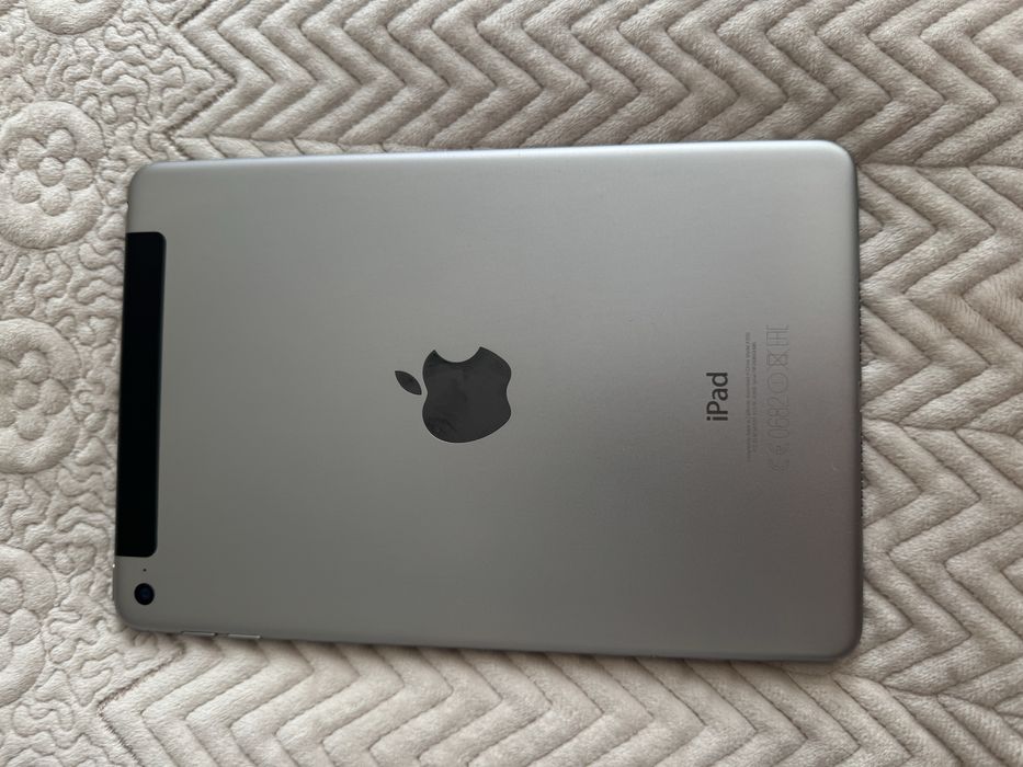 Ipad mini 4.