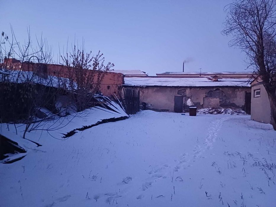 Продам складское помещение с времянкой