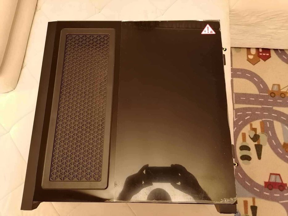 Carcasa Corsair iCUE 5000X RGB Black folosita dar ca noua
