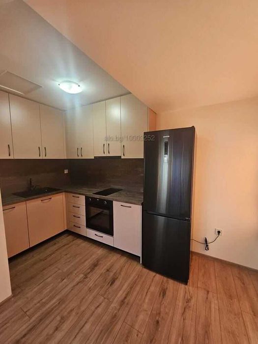 Дава се под наем Тристаен апартамент в Пловдив, Коматевски възел - 107 кв.м за 510 € - Снимка #10