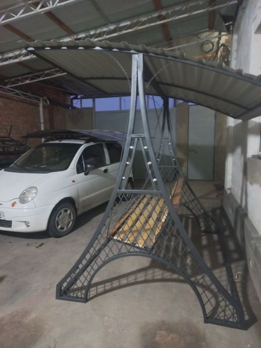 Качеля ейфелново башня