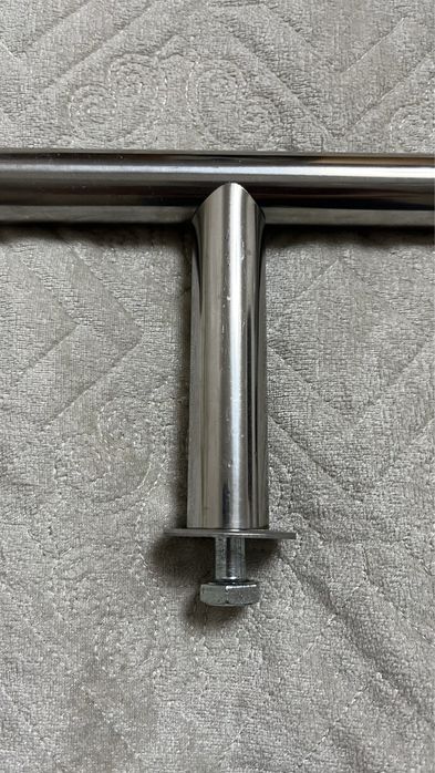 Дверные ручки.