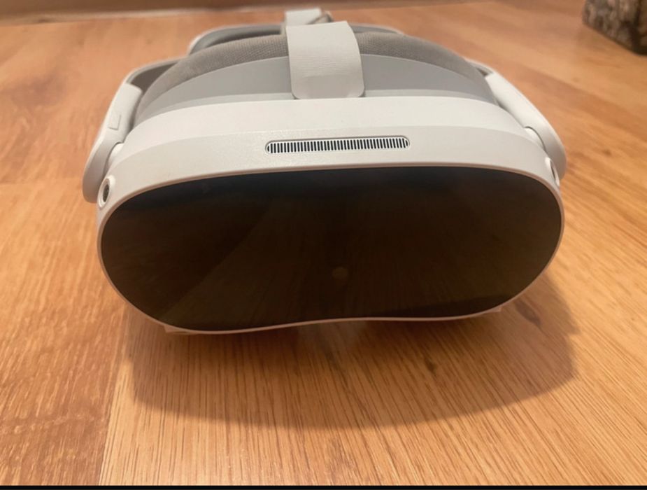 pico 4 vr 256g plus 5 jocuri