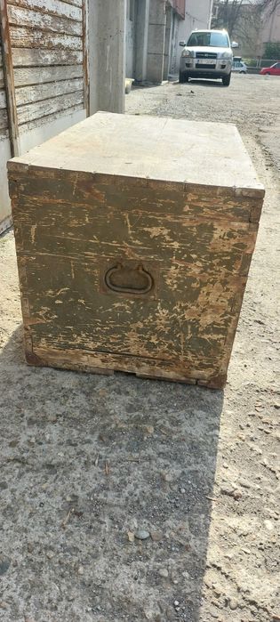 Стар сандък нереставриран