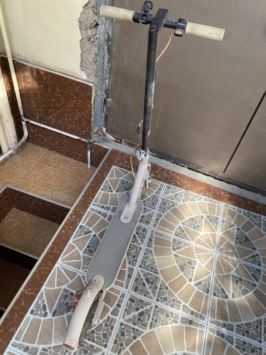 mi электро самокат 360