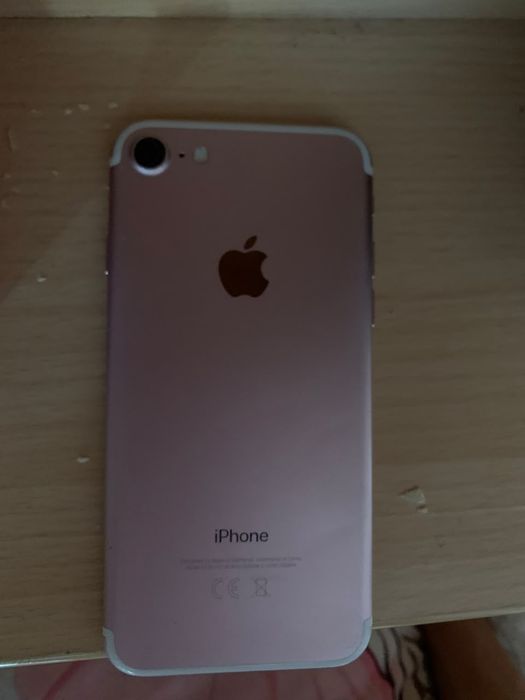 iphone 7 в хорошом состояний