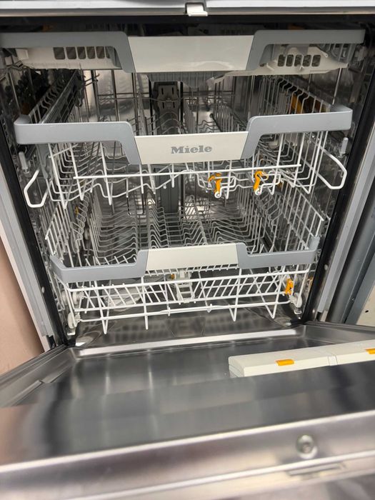 Съдомиялна Miele G 7150 SCVi 2025 година