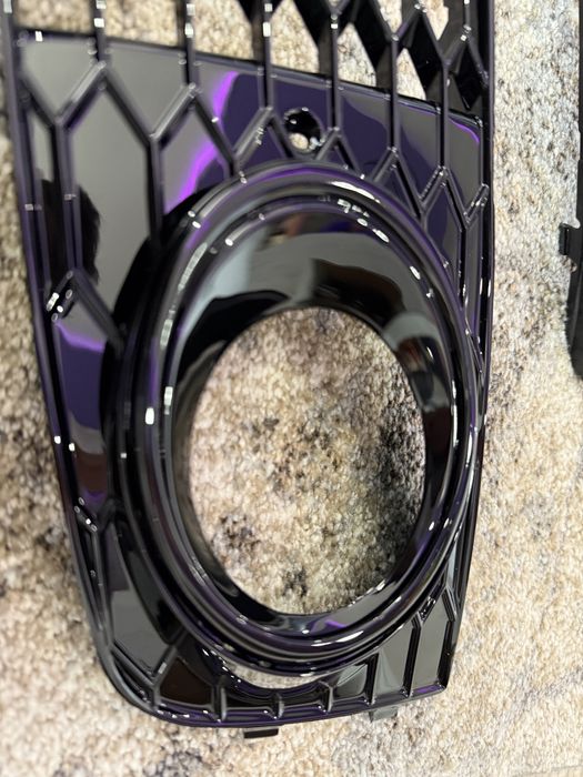 Решетки за халоген пчелна пита АУДИ А4 Б8