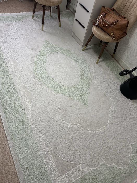 Продам ковер отл