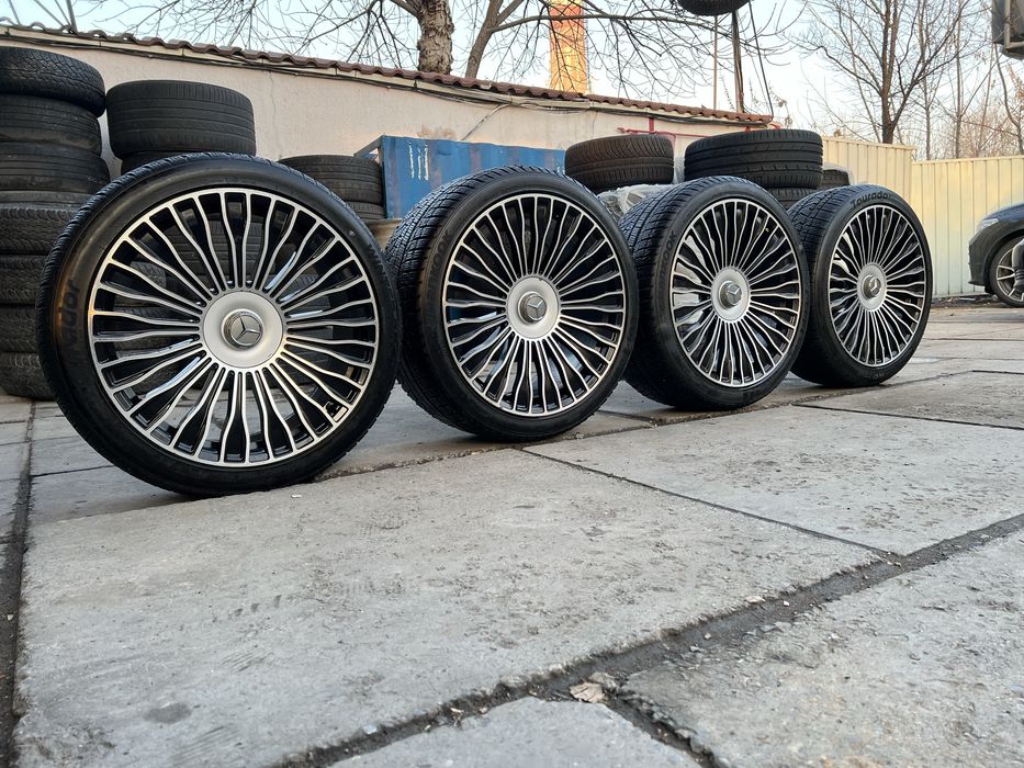 Мерседес S клас разноширокий